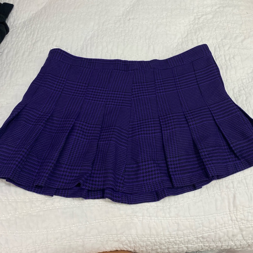 Miley Cyrus skirt